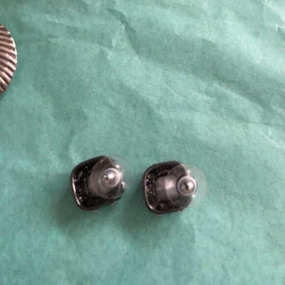 3 pairs of silver tone earrings and a delicate silver chain - Picture 6 of 8